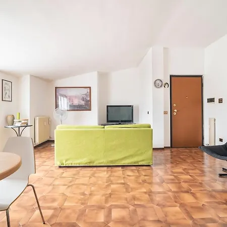 Cosy-silence With Parking Maggiore Apartment *